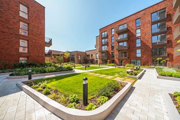 1 Bedroom Apartment For Sale In Moorbridge Road, Maidenhead, SL6