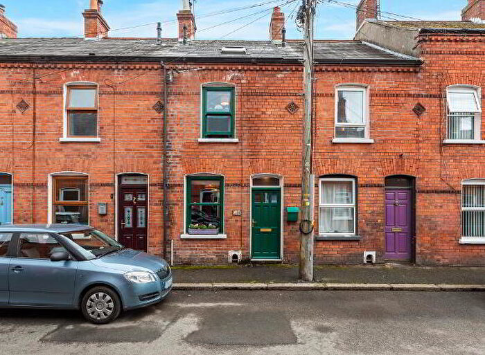 3 Bedroom Mid Terraced House For Sale In Edenderry Village, Belfast, BT8