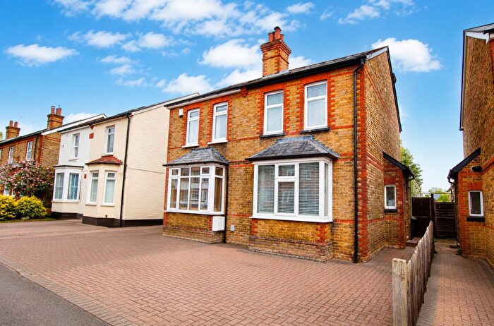 3 Bedroom Semi-Detached House For Sale In Lower Court Road, Epsom, KT19