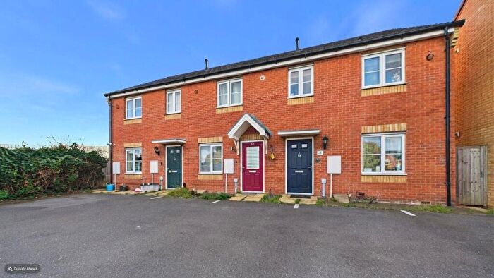 3 Bedroom Terraced House For Sale In Shelsley Walsh Rise, Bourne, PE10