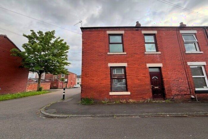 3 Bedroom Terraced House To Rent In Clarence Street, Leyland, PR25
