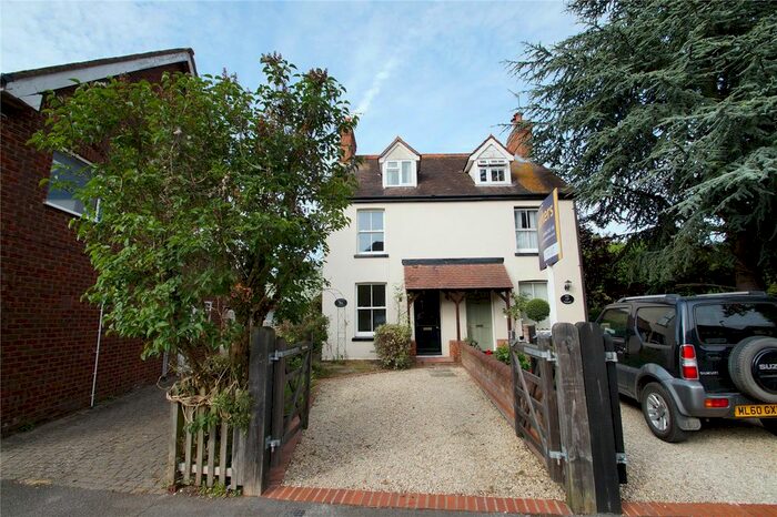 2 Bedroom Semi-Detached House To Rent In Keens Lane, Chinnor, Oxfordshire, OX39