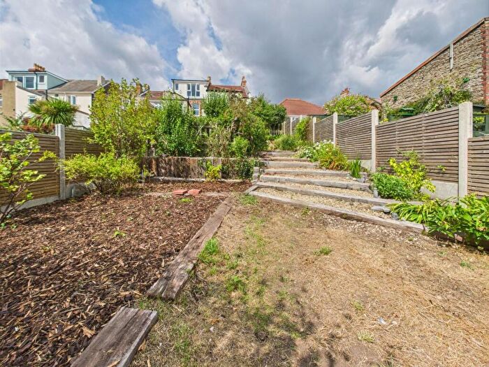 3 Bedroom End Of Terrace House For Sale In Hillside Road, St George, Bristol, BS5