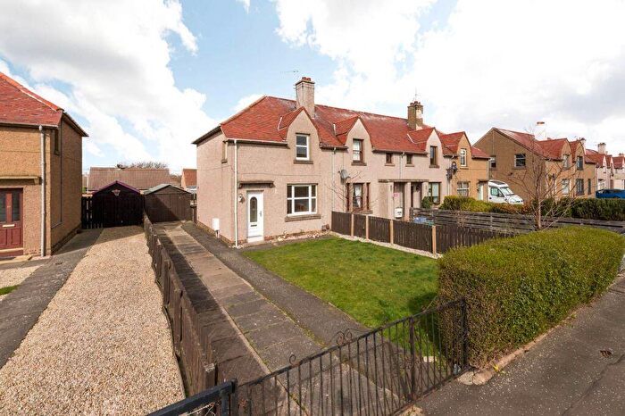 2 Bedroom End Of Terrace House For Sale In North Seton Park, Port Seton, EH32