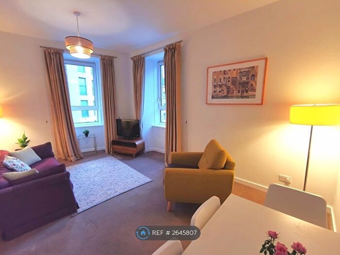2 Bedroom Flat To Rent In Blackie Street, Glasgow, G3