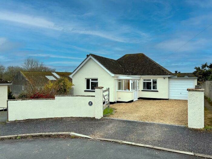 3 Bedroom Detached House To Rent In Dragons Mead, Axminster, Devon, EX13