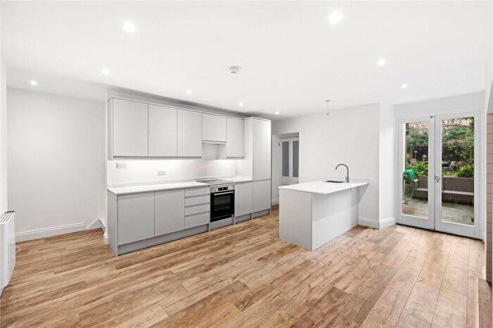 2 Bedroom Apartment To Rent In Vernon Terrace, Brighton, East Sussex, BN1