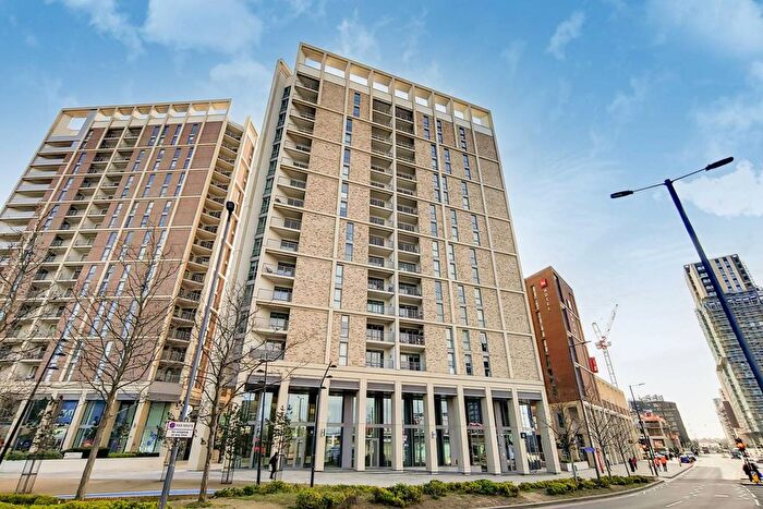 2 Bedroom Flat To Rent In Argo Apartments, Canning Town, London, E16