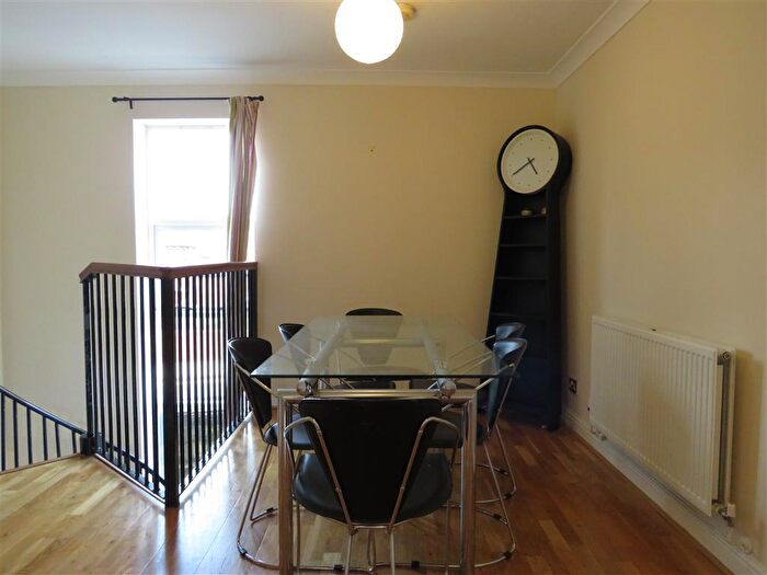 2 Bedroom Apartment To Rent In Waters Edge, Chester, CH1