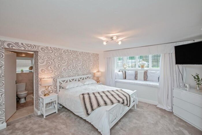 6 Bedroom Detached House For Sale In Bolton Hall Road, Wrose, Bradford, BD2