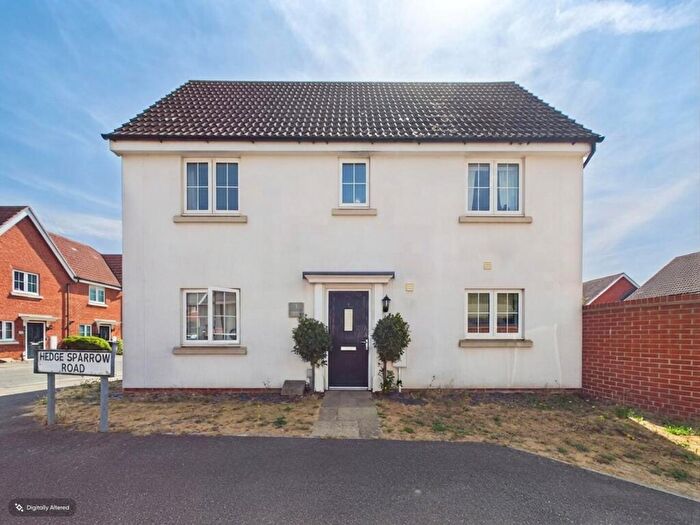 3 Bedroom Detached House For Sale In Hedge Sparrow Road, Stowmarket, IP14