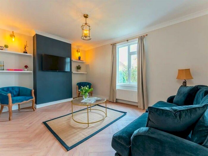 3 Bedroom House To Rent In Victoria Road, Bournemouth, BH1