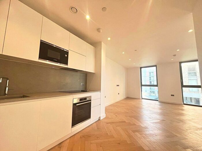 3 Bedroom Flat To Rent In Josephine House, Oberman Road, Dollis Hill, NW10