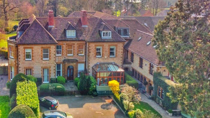 4 Bedroom Town House For Sale In Norton Grange, Little Kineton, CV35