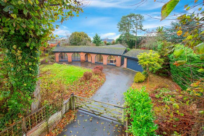 3 Bedroom Detached Bungalow For Sale In Parklands Close, Loddington, Kettering, NN14