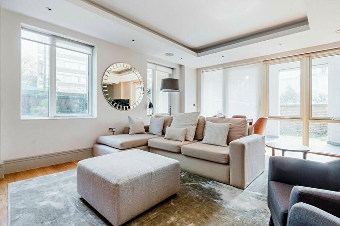 2 Bedroom Apartment To Rent In St. Edmunds Terrace, London, NW8