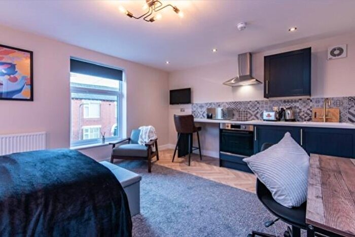 1 Bedroom Flat To Rent In Room Birley Street, Stapleford, NG9