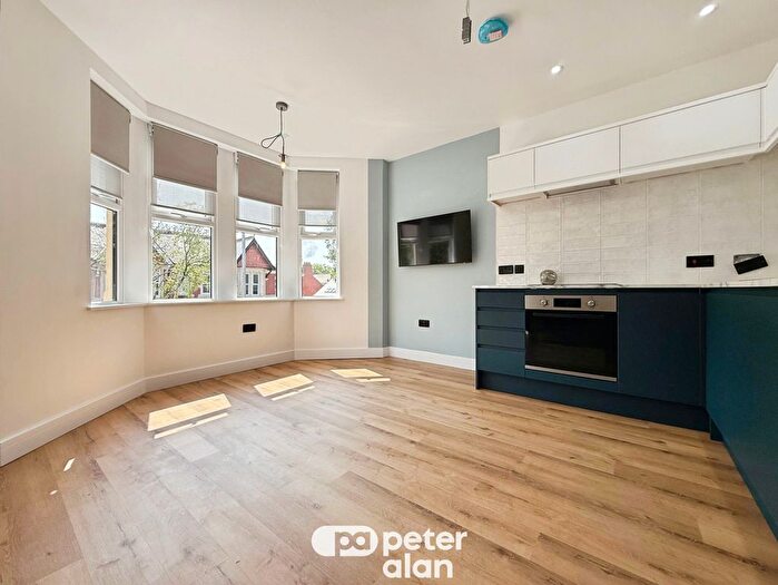 2 Bedroom Flat To Rent In Kimberley Road, Cardiff, CF23