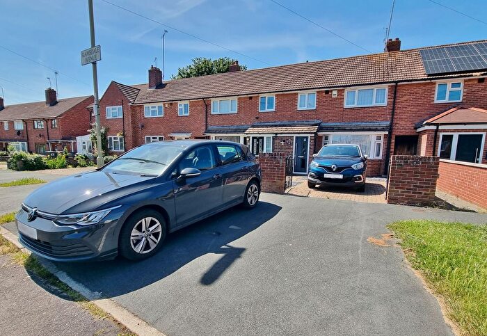 3 Bedroom Terraced House For Sale In Ramsdale Avenue, Leigh Park, PO9