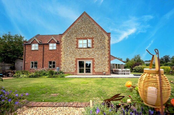 5 Bedroom Detached House For Sale In West Acre, PE32