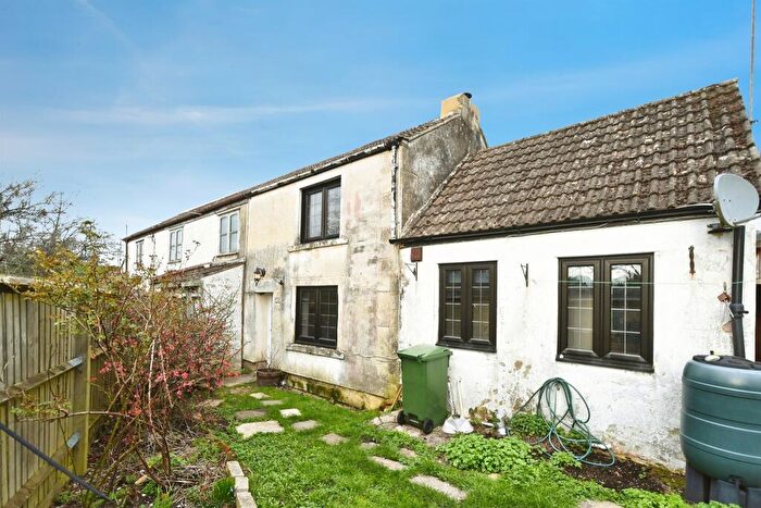 1 Bedroom Semi Detached House For Sale In Quemerford, Calne, SN11