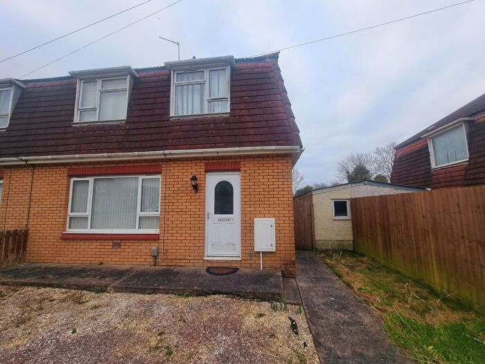 3 Bedroom House To Rent In Grenfell Avenue, Gorseinon, Swansea, SA4