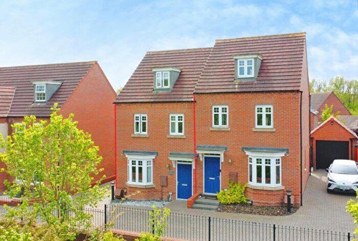 4 Bedroom Semi Detached House For Sale In Abbotsford Road, Ashby-De-La-Zouch, LE65