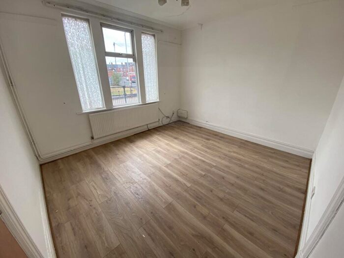 1 Bedroom Flat To Rent In Upperton Road, West End, LE3