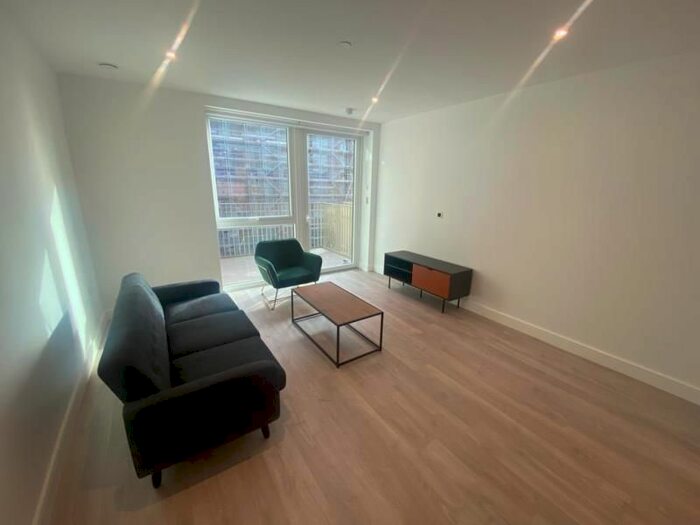 3 Bedroom Flat For Sale In Grand Union, Wembley, HA0