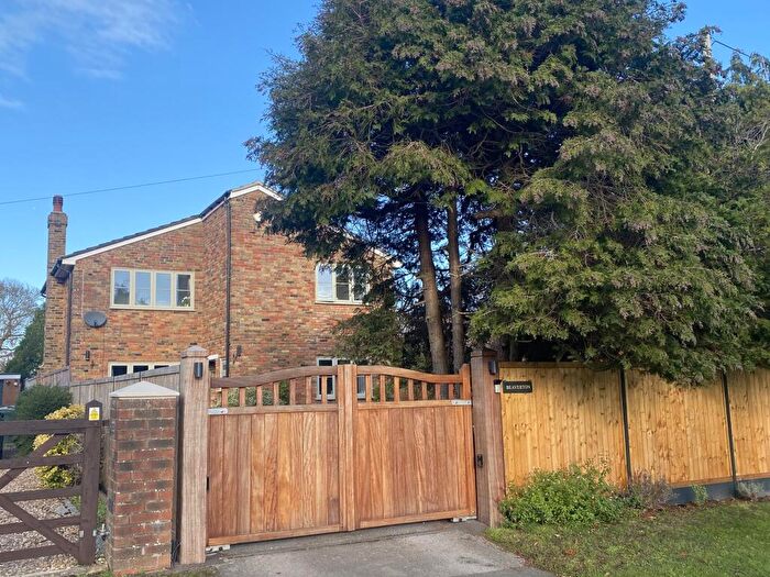 4 Bedroom Detached House To Rent In Chinnor Road, Bledlow, Buckinghamshire, HP27