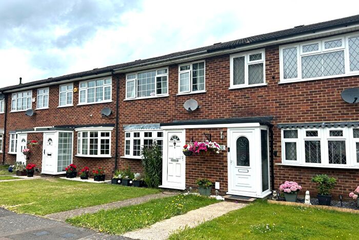 3 Bedroom Property For Sale In Vineries Close, Sipson, West Drayton, UB7