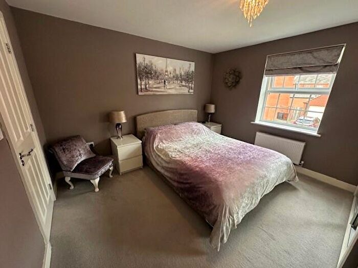 4 Bedroom House To Rent In Chestnut Close, Burton Upon Trent., DE14