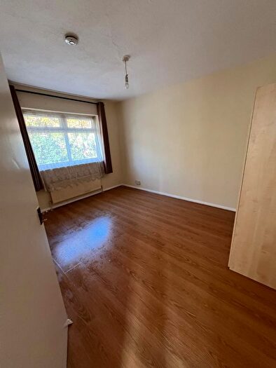 2 Bedroom Maisonette To Rent In Riverside Gardens, Wembley, HA0