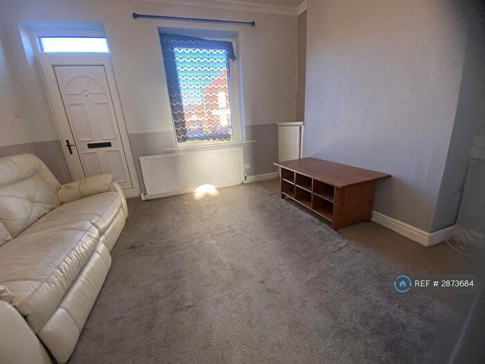 2 Bedroom End Of Terrace House To Rent In Barnsley Road, Cudworth, Barnsley, S72