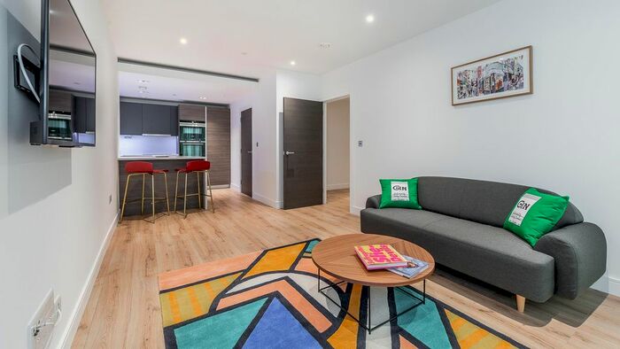 2 Bedroom Flat To Rent In Montpellier House, Glenthorne Road, London, W6