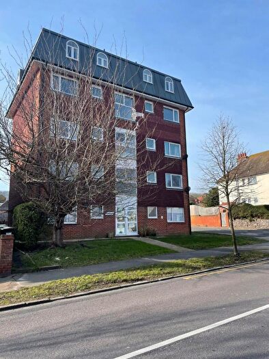 1 Bedroom Flat To Rent In Victoria Drive, Eastbourne, East Sussex, BN20