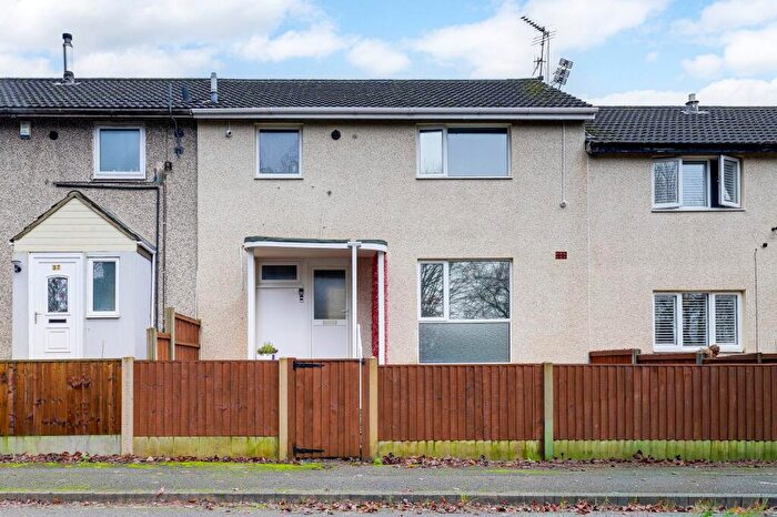 3 Bedroom Terraced House For Sale In Courtleet Way, Nottingham, NG6