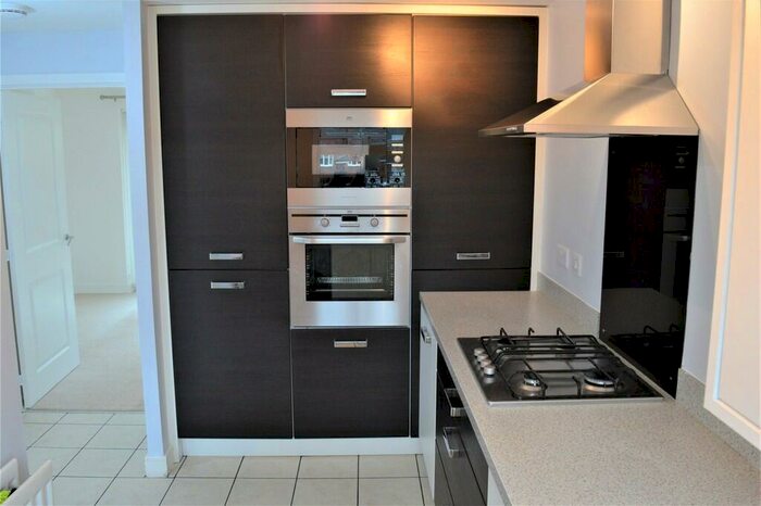 2 Bedroom End Of Terrace House To Rent In Heron Drive, Cwm Calon, CF82