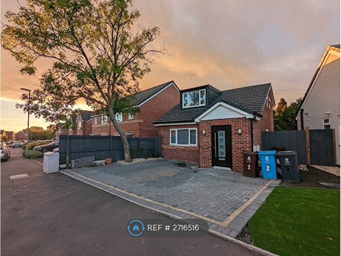 3 Bedroom Detached House To Rent In Rowan Tree, Oldham, OL8