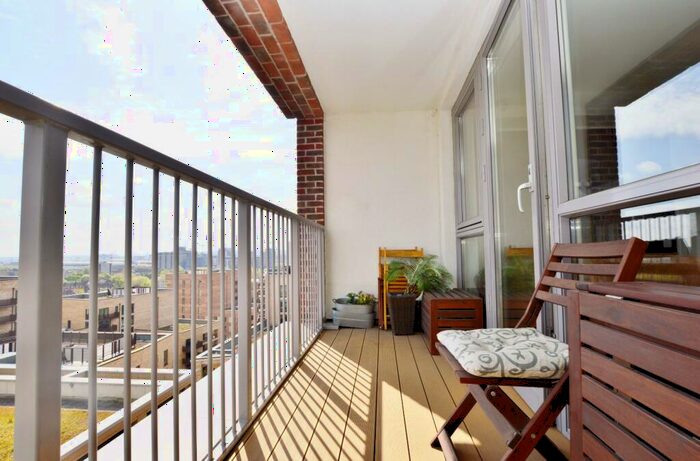 1 Bedroom Flat For Sale In Charles Darwin House, Minnie Baldock Street, Canning Town, E16