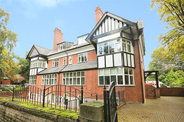 2 Bedroom Flat To Rent In Barlow Moor Road, West Didsbury, Manchester, M20