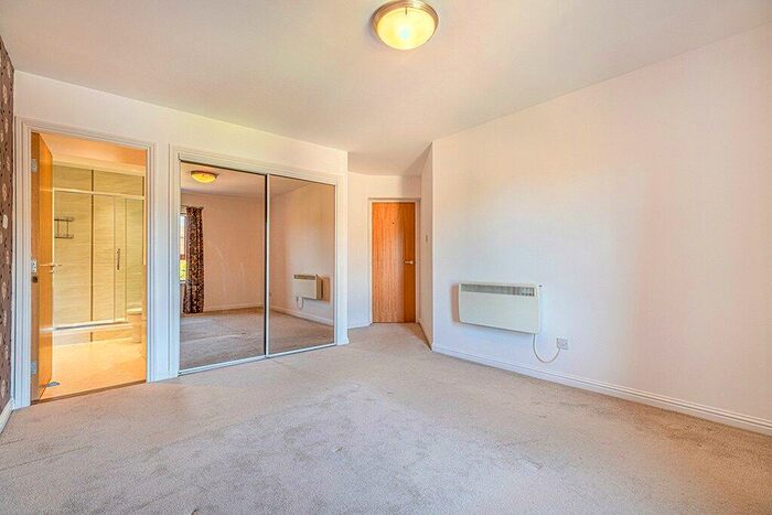 2 Bedroom Apartment For Sale In Yorkhill Street, Yorkhill, Glasgow, G3