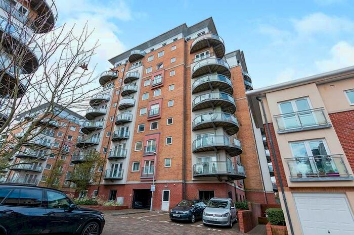 2 Bedroom Apartment To Rent In Winterthur Way, Basingstoke, Hampshire, RG21
