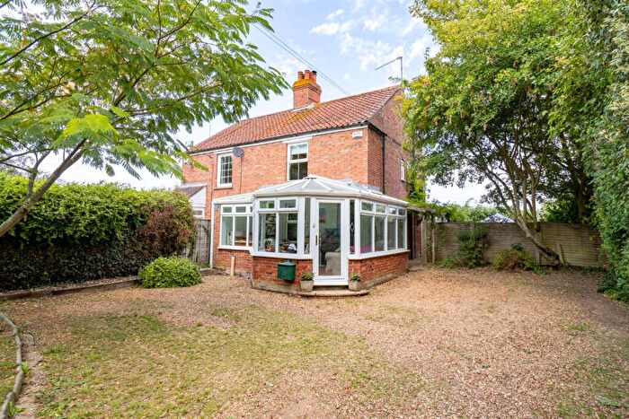 3 Bedroom Semi-Detached House For Sale In Shepherdsgate Road, Tilney All Saints, King's Lynn, Norfolk, PE34