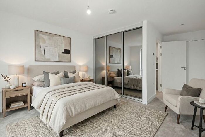 2 Bedroom Flat To Rent In Munda Way, North Oxford, OX2