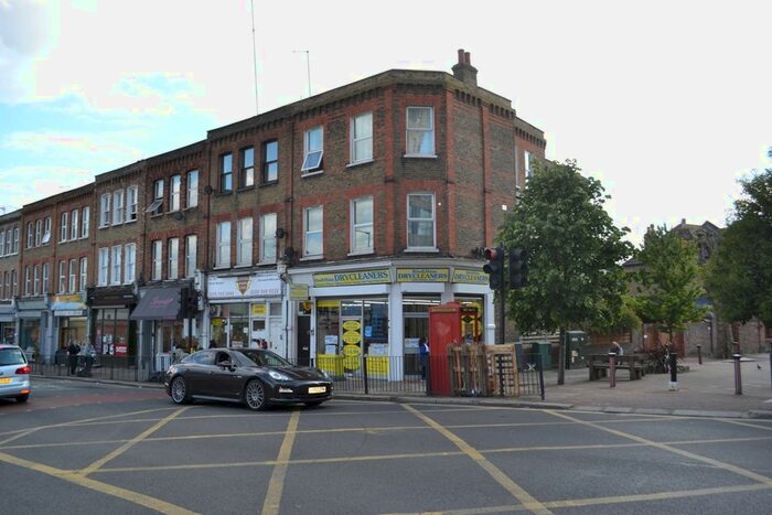 2 Bedroom Flat To Rent In Chamberlayne Road, Kensal Green / Kensal Rise, London, NW10