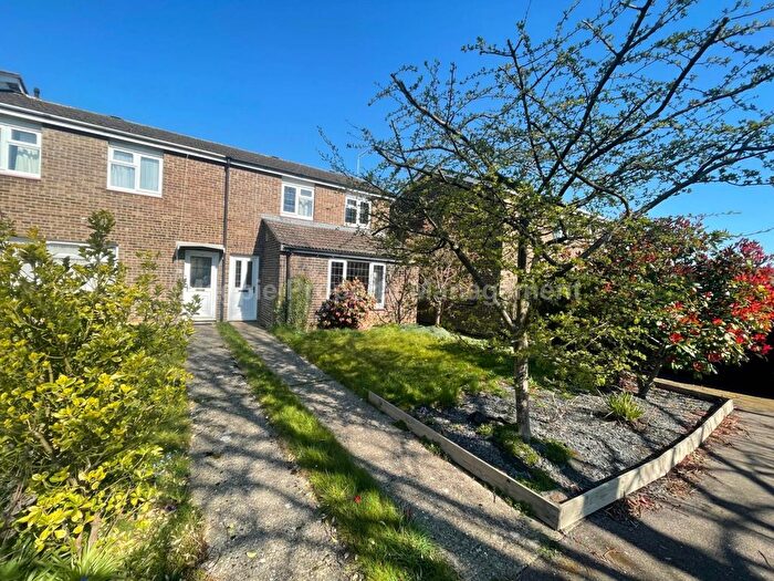 3 Bedroom Semi-Detached House To Rent In Regents Close, Eaton Socon, St Neots, PE19