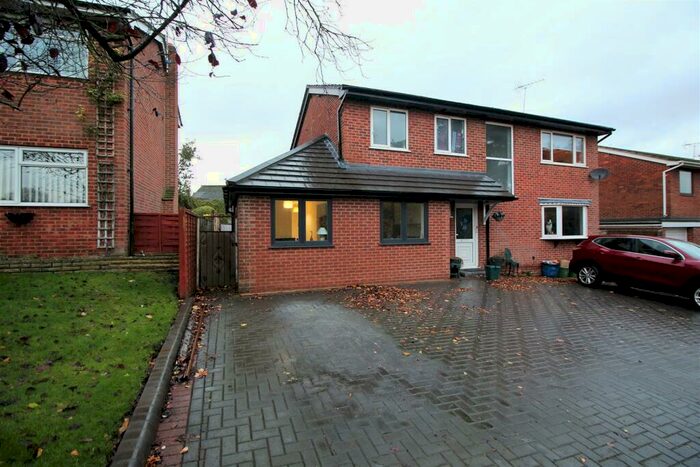 1 Bedroom Apartment To Rent In Winston Way, Purley On Thames, Reading, RG8