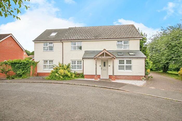 4 Bedroom Detached House For Sale In Dunton Grove, Hadleigh, Ipswich, Suffolk, IP7