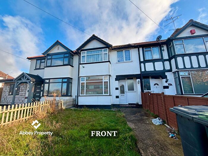 3 Bedroom Terraced House To Rent In Stapleford Road, Luton, LU2